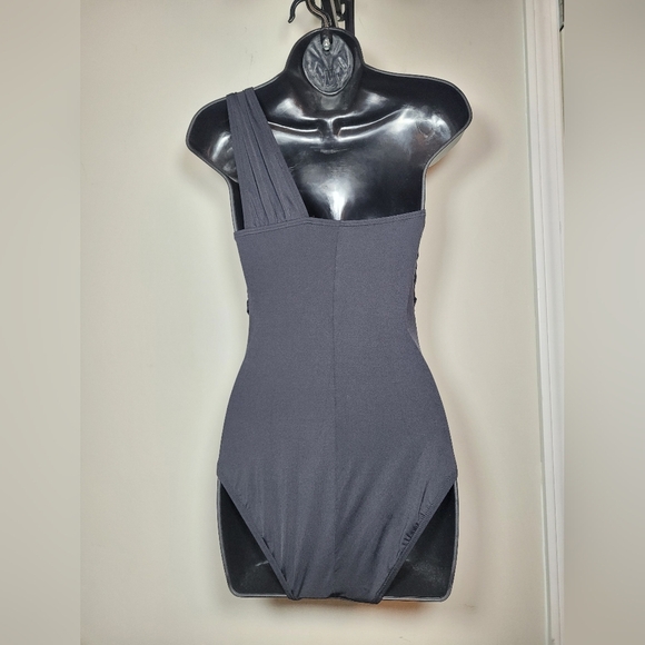 La Blanca Island Goddess One Shoulder Ruched One Piece Swim Suit sz 4 LB4KV14 - Picture 3 of 10